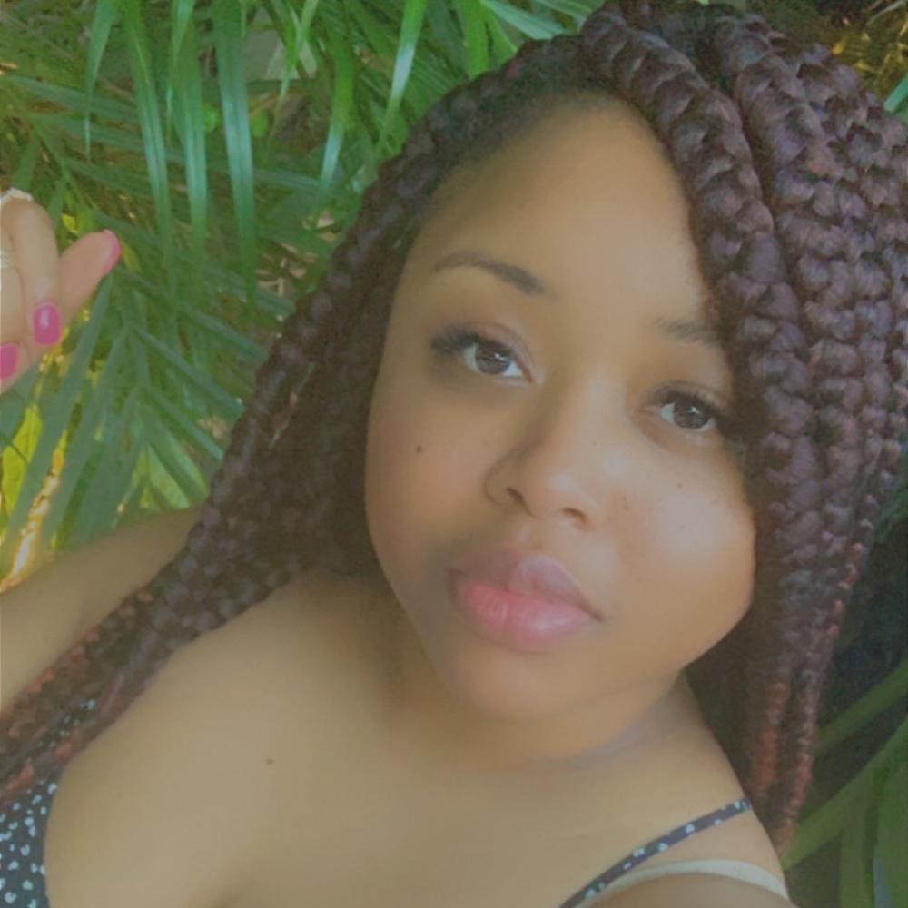 Meet your Posher, Jasmine